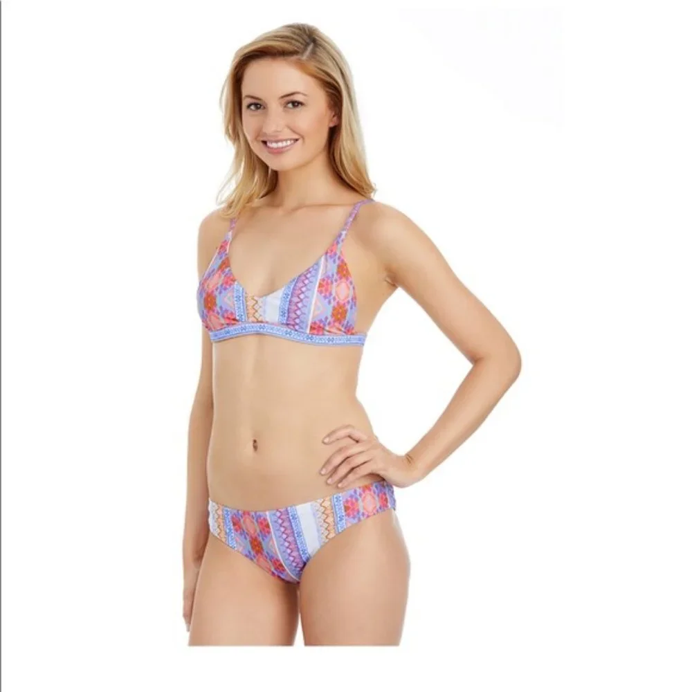 Raisins Seminyak Roads Seashells Bikini Top M NWT Various Sizes S, M, L - Picture 2 of 2